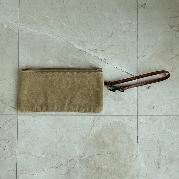 🌈 Mona B USA Stamped Wristlet - Picture 2 of 5